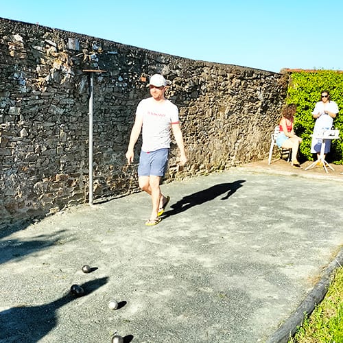 Partie de pétanque